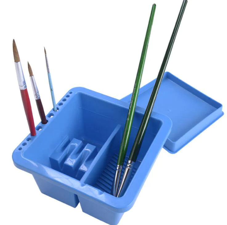 Plastic brush washer with lid for cleaning brushes during paint by numbers sessions